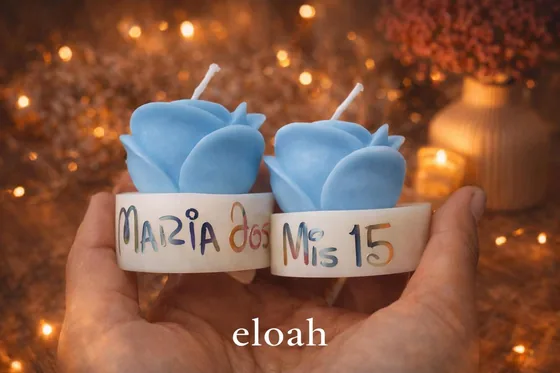 Velas personalizadas con los nombres de una fiesta de quince